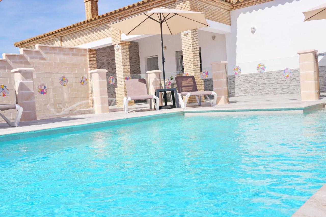 Chalet Puente Tabla con piscina privada Conil De La Frontera Esterno foto