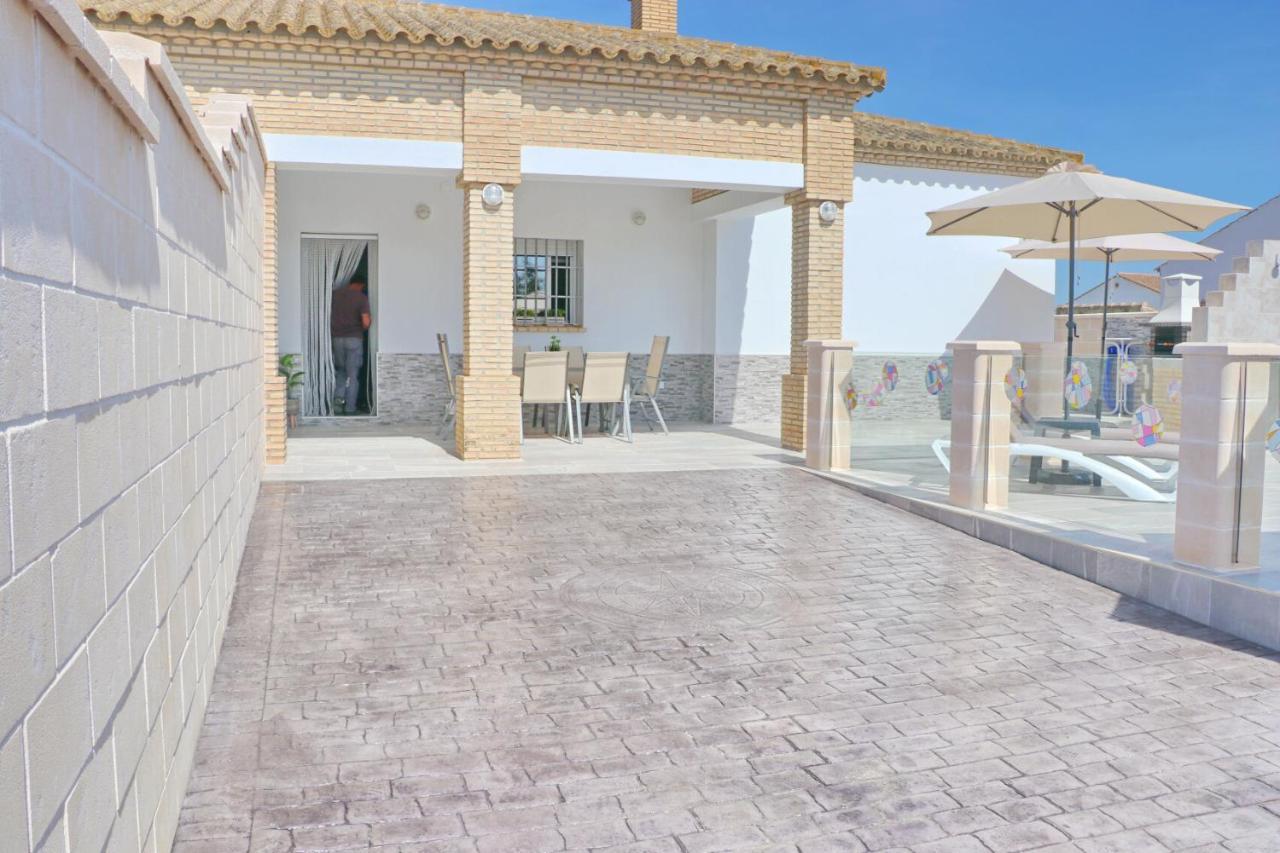 Chalet Puente Tabla con piscina privada Conil De La Frontera Esterno foto